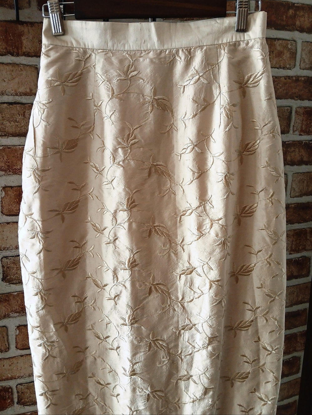 Vintage JESSICA MCCLINTOCK Long SILK Embroidered Floral Slit SKIRT Womens Size S - Picture 10 of 12